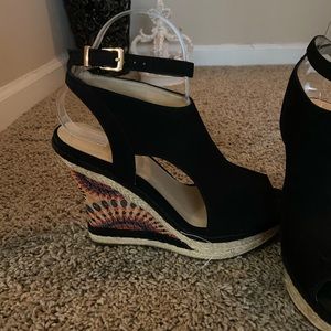 Black suede wedge sandals with color size 9